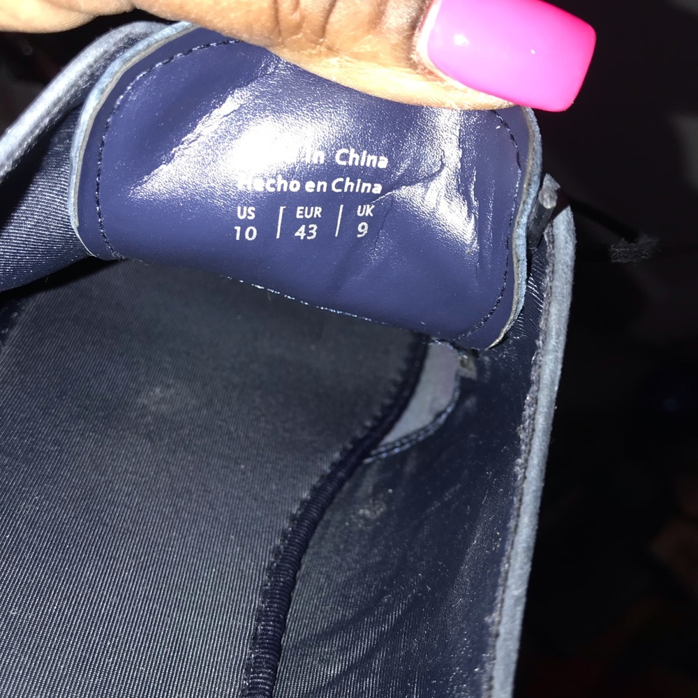 Men’s Blue Suede shoes. Great condition